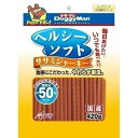 ・ドギーマン独自のやわらか製法でお肉と旨味と香りを引き出しながらしっとりやわらかな食感に仕上げたジャーキー。 ・カロリー過多になりがちな愛犬の健康を考慮しおいしさはそのままに脂肪分を約50％カット(メーカー比) ・そのままでも、ちぎっても与えられるスティックタイプ。 【原材料】 肉類(鶏ササミ、鶏肉)、大豆たん白、パン粉、小麦粉、糖類、植物油脂、グリセリン、ソルビトール、プロピレングリコール、ミネラル類(ナトリウム)、保存料(ソルビン酸、デヒドロ酢酸ナトリウム)、くん液、ポリリン酸ナトリウム、発色剤(亜硝酸ナトリウム)、酸化防止剤(ビタミンE)、着色料(赤106) 【保証成分】 粗たん白質9.0％以上、粗脂肪2.0％以上、粗繊維2.0以下、粗灰分5.5％以下、水分33.0％以下 【エネルギー】 300kcal/100g 【賞味期限】 12ヶ月 【原産国または製造地】 日本