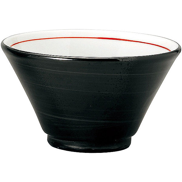 ●型番：63-12-102-30 ●サイズ（約）：14.8×8.5cm ●容量（約）：600cc ●産地：日本製 ●素材：磁器 ●レンジ可能　食洗機可能　オーブン不可 ●陶器の特性上、以下の物は良品としてメーカー検品範囲内となっております。 下記理由での返品、交換はお受けできませんのでご了承ください。 ・小さなピンホール・鉄粉・擦り・カタつき、歪み・食器ごとの個体差・表面の凸凹 ※サイズは食器の厚みを含むサイズです。 ※サイズ・重量・容量・色味は多少の誤差がございます。 ※商品画像の小物はイメージです。商品には含まれません。 【中華食器・アジアン食器/つけ麺用タレ鉢/黒系/15cm以下】 陶器屋プロは産地直送、だから格安の食器販売ができます。 陶器屋プロの食器は、陶磁器の生産シェア日本一を誇る岐阜県土岐市をはじめとする「美濃焼」が中心です。 美濃焼には伝統的な織部や志野をはじめ、織部・志野・黄瀬戸・染付け・赤絵・青白磁の器など様々あります。 他にも人気の波佐見焼・備前焼・有田焼や、おしゃれでモダンな器まで製作しており産地直送で格安で販売。 また、家庭用食器から飲食店で使う業務用食器まで、格安食器から陶芸作家の手造り作品など幅広く取り扱っております。 飲食店様の店舗開店・開業の際のトータルコーディネートや名入れ食器も対応いたします。 お探しの器がある方や、納期・数量・ご予算などご要望がございましたら何でもお気軽にご相談ください。●型番：63-12-102-30 ●サイズ（約）：14.8×8.5cm ●容量（約）：600cc ●産地：日本製 ●素材：磁器 ●レンジ可能　食洗機可能　オーブン不可 ●陶器の特性上、以下の物は良品としてメーカー検品範囲内となっております。 下記理由での返品、交換はお受けできませんのでご了承ください。 ・小さなピンホール・鉄粉・擦り・カタつき、歪み・食器ごとの個体差・表面の凸凹 ※サイズは食器の厚みを含むサイズです。 ※サイズ・重量・容量・色味は多少の誤差がございます。 ※商品画像の小物はイメージです。商品には含まれません。 【中華食器・アジアン食器/つけ麺用タレ鉢/黒系/15cm以下】 11111111