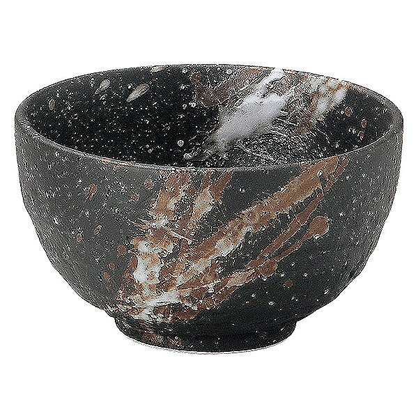 ●型番：65-51532037 ●サイズ（約）：直径11×6.2cm ●容量（約）：335cc ●産地：日本製 ●材質：磁器 ●レンジ可能　食洗機可能　オーブン不可 ※サイズは食器の厚みを含むサイズです。 ※サイズ・重量・容量・色味は多少の誤差がございます。 ※商品画像の小物はイメージです。商品には含まれません。 【和食器/丼/小丼/黒系/15cm以下】 陶器屋プロは産地直送、だから格安の食器販売ができます。 陶器屋プロの食器は、陶磁器の生産シェア日本一を誇る岐阜県土岐市をはじめとする「美濃焼」が中心です。 美濃焼には伝統的な織部や志野をはじめ、織部・志野・黄瀬戸・染付け・赤絵・青白磁の器など様々あります。 他にも人気の波佐見焼・備前焼・有田焼や、おしゃれでモダンな器まで製作しており産地直送で格安で販売。 また、家庭用食器から飲食店で使う業務用食器まで、格安食器から陶芸作家の手造り作品など幅広く取り扱っております。 飲食店様の店舗開店・開業の際のトータルコーディネートや名入れ食器も対応いたします。 お探しの器がある方や、納期・数量・ご予算などご要望がございましたら何でもお気軽にご相談ください。●型番：65-51532037 ●サイズ（約）：直径11×6.2cm ●容量（約）：335cc ●産地：日本製 ●材質：磁器 ●レンジ可能　食洗機可能　オーブン不可 ※サイズは食器の厚みを含むサイズです。 ※サイズ・重量・容量・色味は多少の誤差がございます。 ※商品画像の小物はイメージです。商品には含まれません。 【和食器/丼/小丼/黒系/15cm以下】 11111111