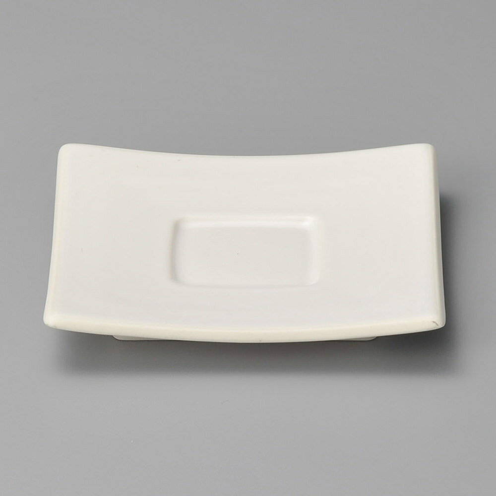 グルメスタイル スノーホワイト（カルマホワイト）ソーサー 約13.5cm 白系 洋食器 コーヒーカップ・テ..