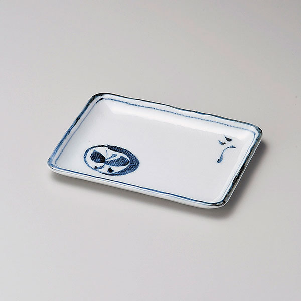 丸紋蝶長角銘々皿 約14.2cm 白系 和食器 フルーツ皿・銘々皿・取皿 日本製 美濃焼 業務用 取り皿 プレート 中皿 和皿 デザート皿 和風カフェ 旅館 飲食店 和食屋 レストラン 28-223-128-ro