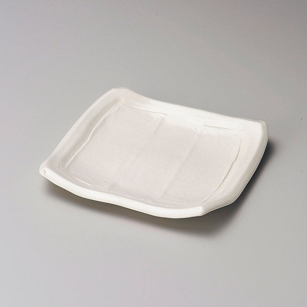 練色渕厚銘々皿 約14.9cm 白系 和食器 フルーツ皿・銘々皿・取皿 日本製 美濃焼 業務用 取り皿 プレート 中皿 和皿 デザート皿 和風カフェ 旅館 飲食店 和食屋 レストラン 28-223-108-i