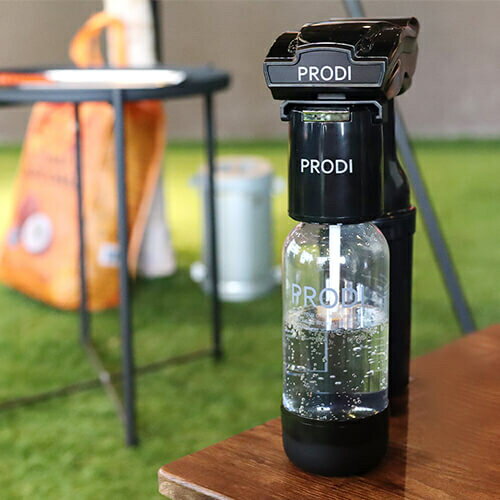 PRODI（プロディ） PRODI ソーダガン ブラック 家庭用炭酸飲料メーカー スターターキット PSG1002 ソーダメーカー 炭酸水 ソーダ 炭酸 ソーダ水 炭酸水メーカー お酒 スパークリング 美容 キャンプ アウトドア 簡単