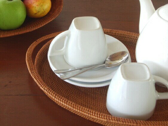 アタ製トレー 楕円形★S【幅35cm】アタかご テーブルウェア ナチュラル バリ雑貨 おぼん お盆 トレー おしゃれ トレイ 収納トレー 収納トレイ おしゃれ キッチン小物 モダン リゾート カフェ アタ製品 アタ製かご