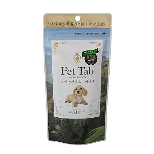 ◆商品名：紀陽除虫菊 ペットタブPet Tab (14錠入り / ペット用入浴剤) 重炭酸入浴剤 炭酸ガス 温浴効果 犬 【ペット専用の重炭酸入浴剤】つややかな毛並みと健やかな皮膚に！ペット専用タブレットタイプの重炭酸入浴剤です。ペットもうっとり極上バスタイムがお楽しみいただけます。ナチュラルトリートメント効果で、しっとりサラサラつやつやの毛並みに導きます。地肌コンディショニング効果で、気になるニオイを防ぎます。 【ペットタブで楽しむ】ナチュラルトリートメント効果と地肌コンディショニング効果で、デリケートなペットの皮膚、被毛をいたわりながら汚れ、ニオイをすっきり落とします。※着色料・香料・合成保存料は使用していません。 【ご使用方法】1.ペット用の浴槽、または洗面器等にお湯を入れ、Pet Tab1錠を溶かしてください。2.ペットを入浴させ、溶かしたお湯でやさしく洗ってあげてください。すすぎは必要ありません。3.シャワーヘッド（取り外せるタイプ）にタブレット1錠をセットしてもご使用いただけます。 【使用上の注意】・ペットの皮膚、または体質に異常がある場合は、獣医師に相談の上ご使用ください。・使用中や使用後、皮膚に発疹、発赤などの異常が現れた場合は使用を中止し、獣医師にご相談ください。 【商品詳細】・内容量：15g（1回分）×14錠 ・サイズ (幅×奥行×高さ) :11×5×20cm ・本体重量:230g ・原産国：日本