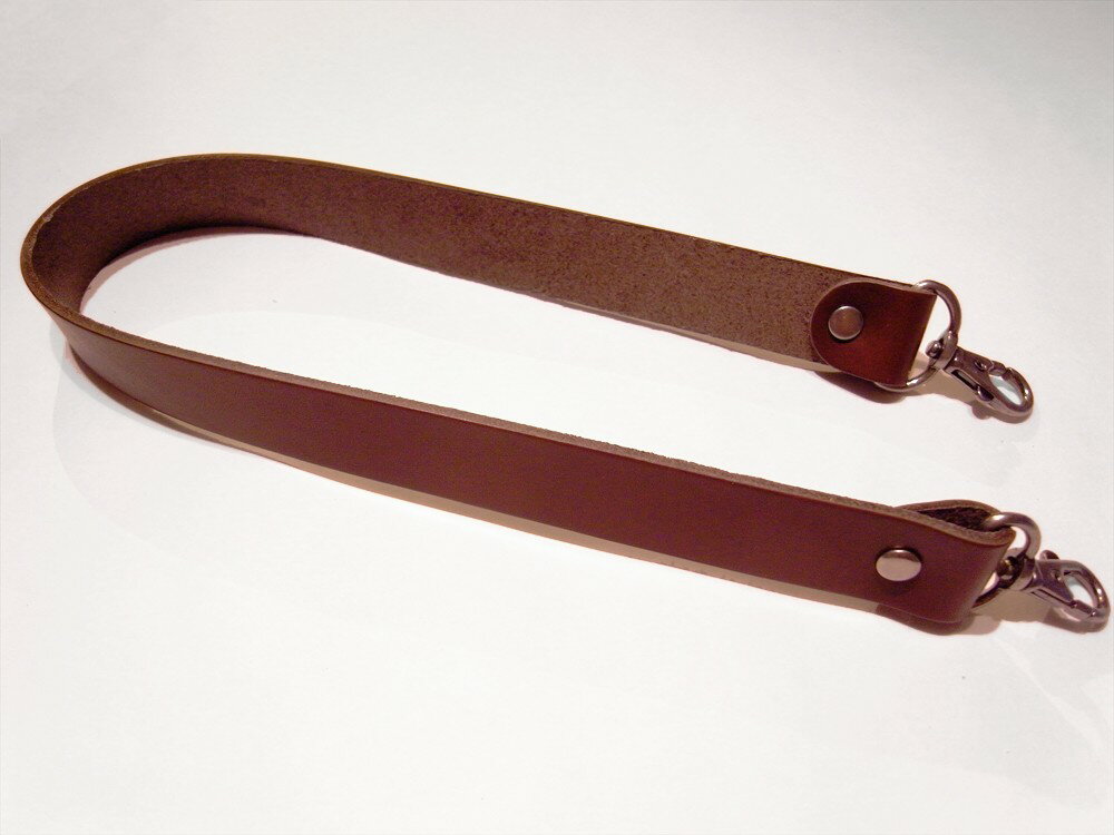 バッグ用本革レザー持ち手 焦茶 ダークブラウン 約25mm幅×60cm ナスカンタイプ アンティークシルバー ..