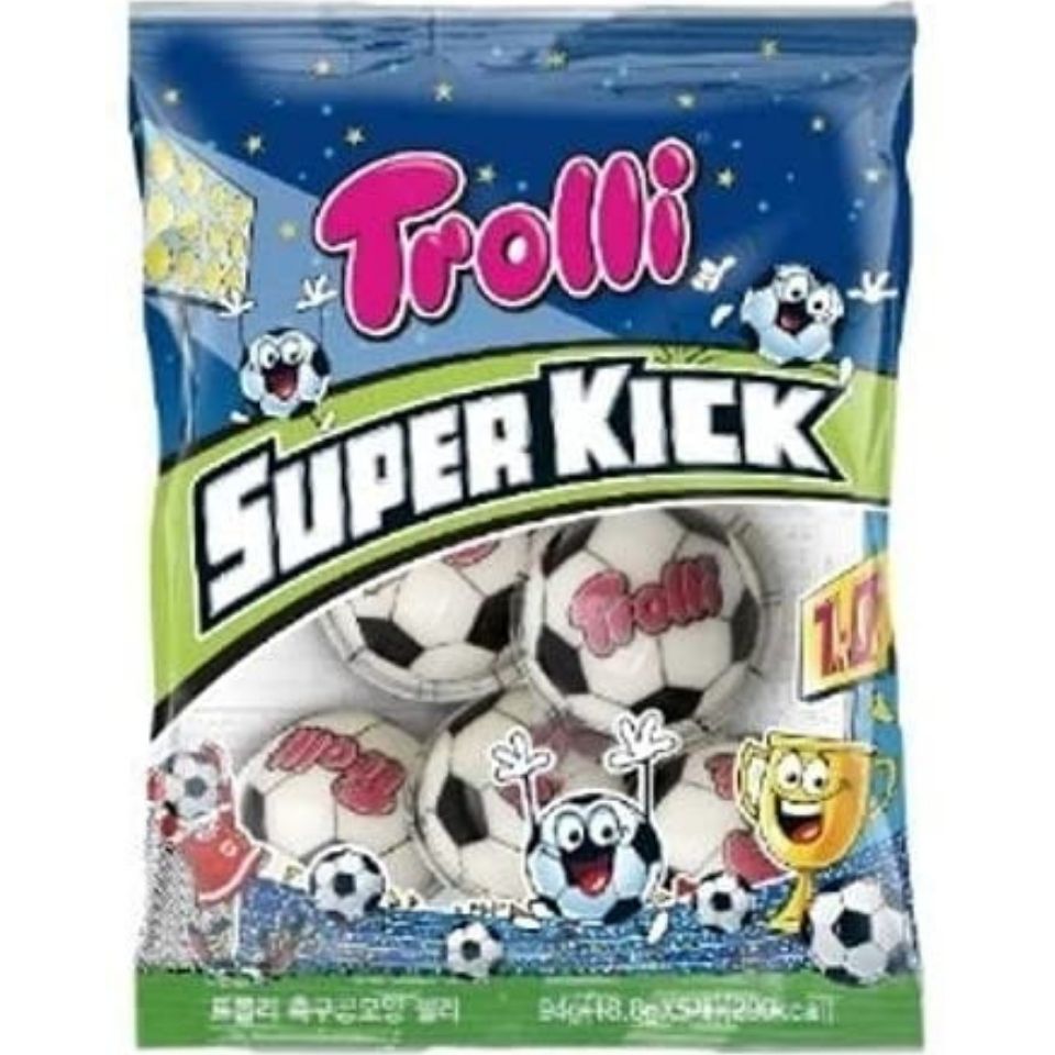 【Trolli・サッカー】トローリ サッカーボールグミ 惑星グミ　お菓子 プレゼント　ハロウィン ストロベリー キス グミ ボールグミ