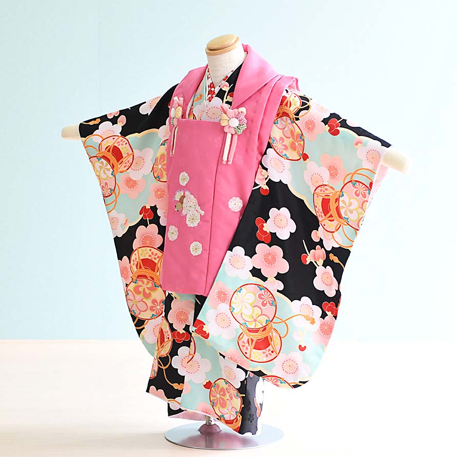 【レンタル】七五三 着物 3歳 女の子 フルセット レンタル【030068】【黒・ピンク/梅・つづみ】【小町 kids】七五三 レンタル 3歳/三歳/3才/女児...