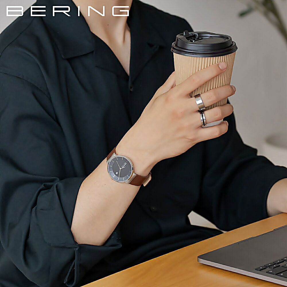 BERING/ベーリング メンズユニセックス腕時計 ソーラー ネイビーブルー 14639-507