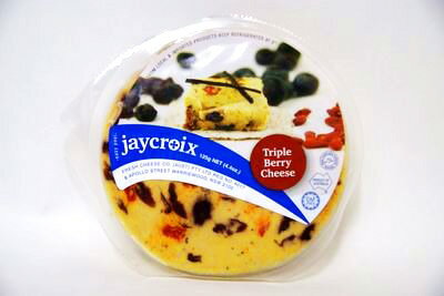 成城石井 クリームチーズ ジャイクロクリームチーズ　トリプルベリー　125g【クール便お届け必須・送料プラス300円(税別)・ワインとの同梱可】【ラッピング不可】【ギフトBOX不可】 お中元 お歳暮 御中元 御中元ギフト 中元 中元ギフト お酒のサムネイル