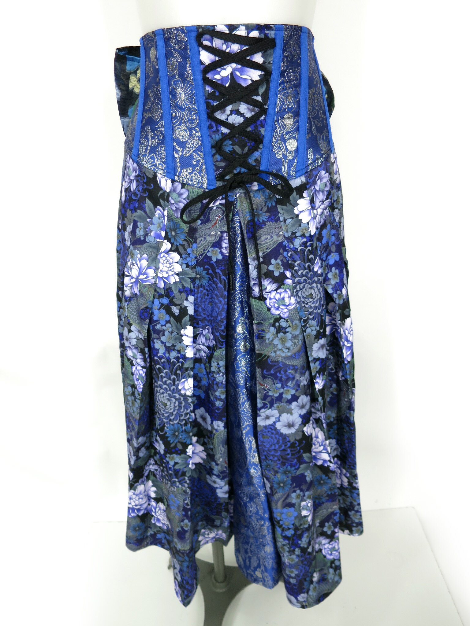 新品キューティーフラッシュ　コルセット付きスカートセット 新品キューティーフラッシュ コルセット付きスカートセット - メルカリ