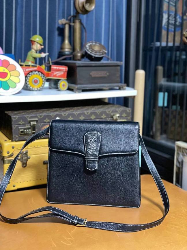 【中古】YVES SAINT LAURENT　イヴサンロ