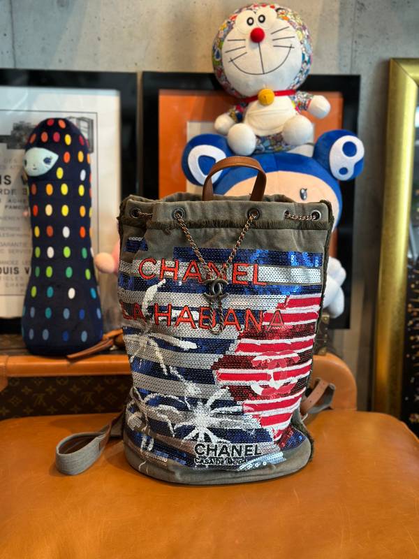 【中古】CHANEL シャネル LA HABANA スパンコール カーキグリーン バックパック リュックサック 【LVU25010819】
