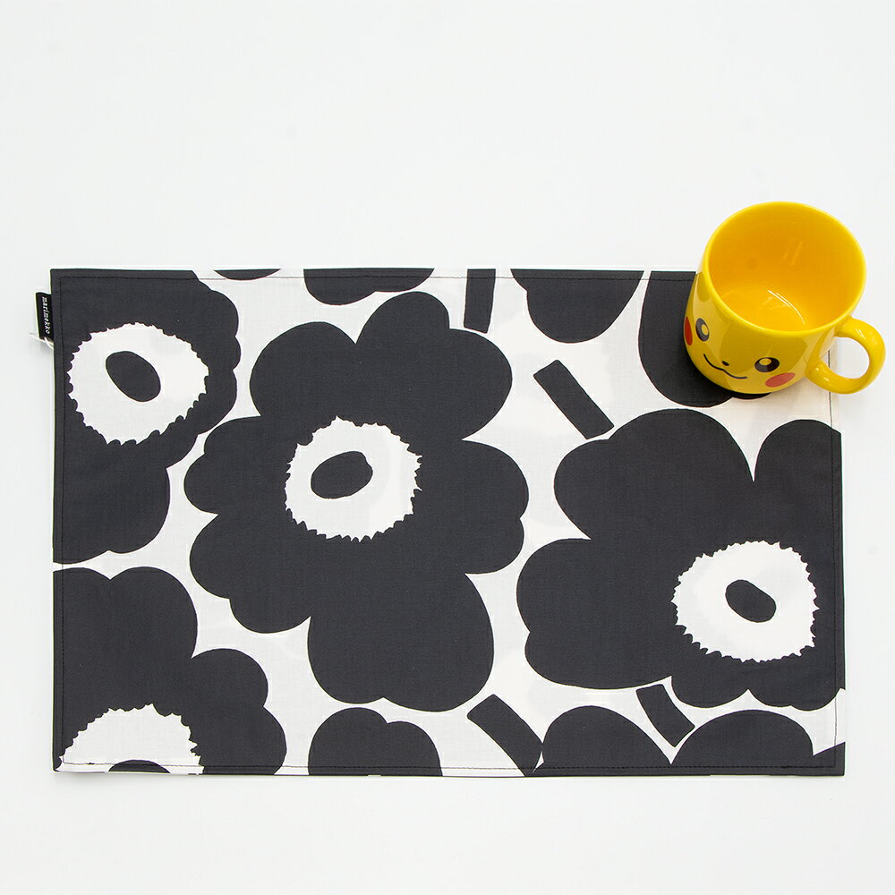 マリメッコ marimekko ランチョンマット プレイスマット Pieni Unikko acrylic coated placemat ピエニ ウニッコ 071694 190 北欧 フィンランド [2024SS]