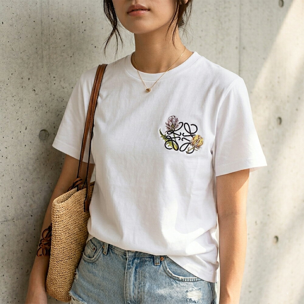 Rakuten - ロエベ LOEWE レギュラーフィットTシャツ パウラズ イビザ Regular fit T-shirt in cotton Paula's Ibiza S616Y22X91 2100 [2026SS]
