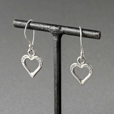 カレンシルバー ピアス タイシルバー カレン族 メンズ レディース ユニセックス ハート 透かし フックピアス シンプル ギフト プレゼント メーカー直送