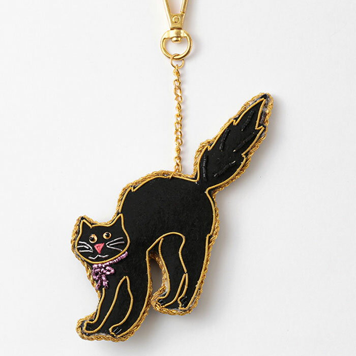 ザリ刺繍 黒猫 バッグチャーム｜ネコモチーフ キーホルダー インド刺繍 動物 雑貨 アクセサリー ギフト..