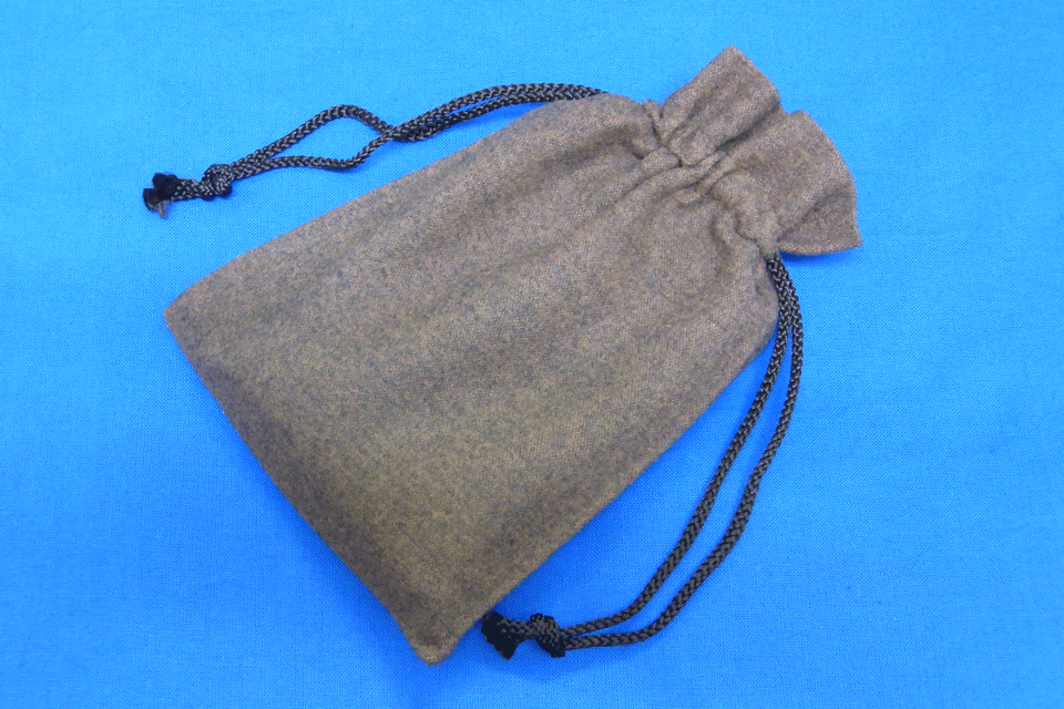 【日本製】コンパクト用ポーチサイズ：約縦155mm×横105mmカラー：茶系(P-5)化粧 メイク スポンジ パフ 化粧パフ 化粧スポンジ メイクパフ メンズコスメ 男性化粧品 化粧用具 OEM 製造 東京パフ