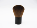 【数量限定】カブキブラシ全長約53mm 直径約20mm 毛丈約32mmカラー:穂先/茶系 ハンドル/黒材質:穂先/PBT ハンドル/アルミニウム (F-241)メイク パウダー ハイライト シェイド チーク メンズコスメ 化粧用具 OEM 製造 東京パフ