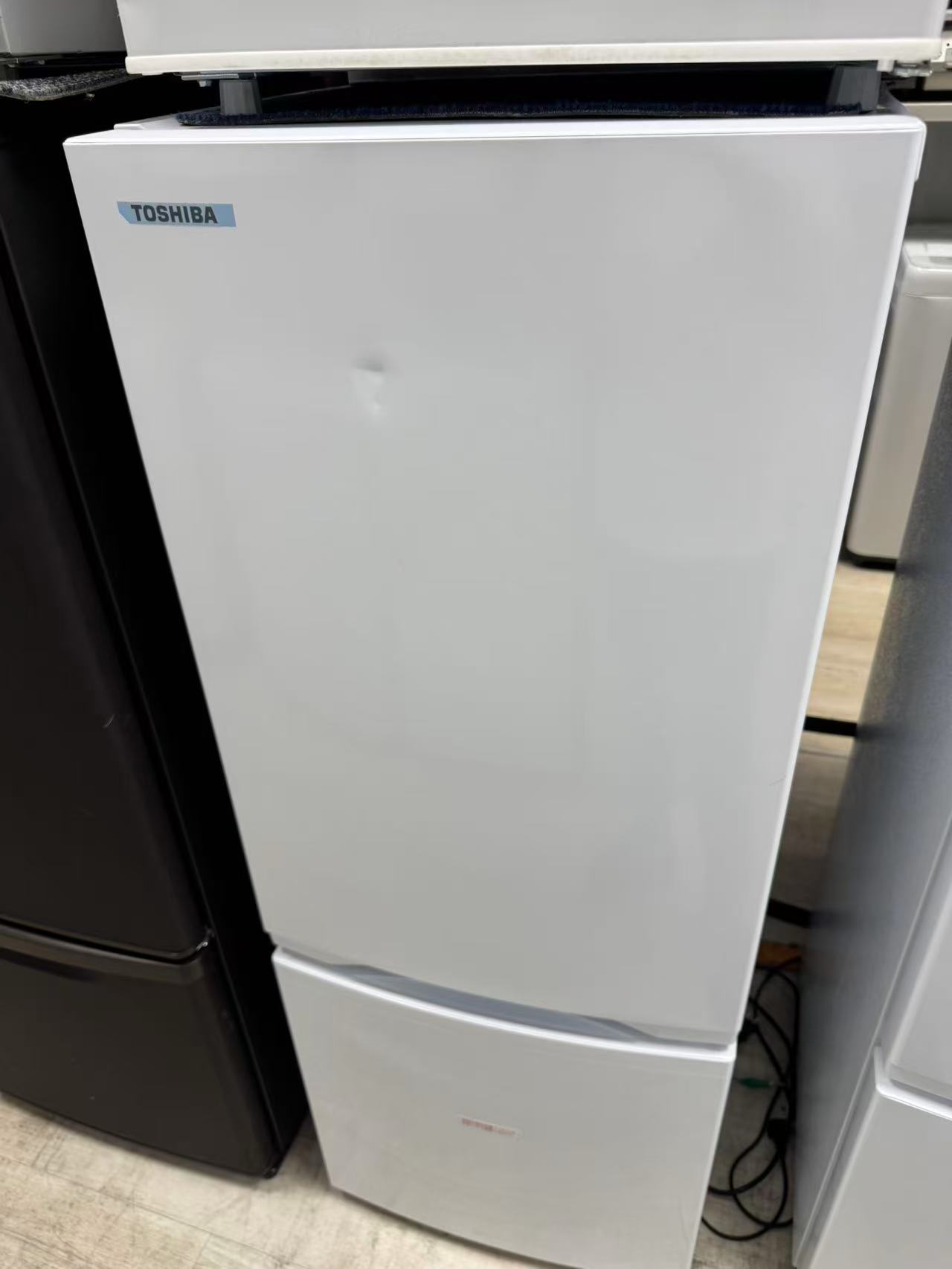 ■2024年製　東芝 TOSHIBA　GR-W15BS（W） [冷蔵庫 （153L・右開き） 2ドア BSシリーズ セミマットブラック]　東京都23区送料無料　中古冷蔵庫　中古家電　一人暮らし　中古