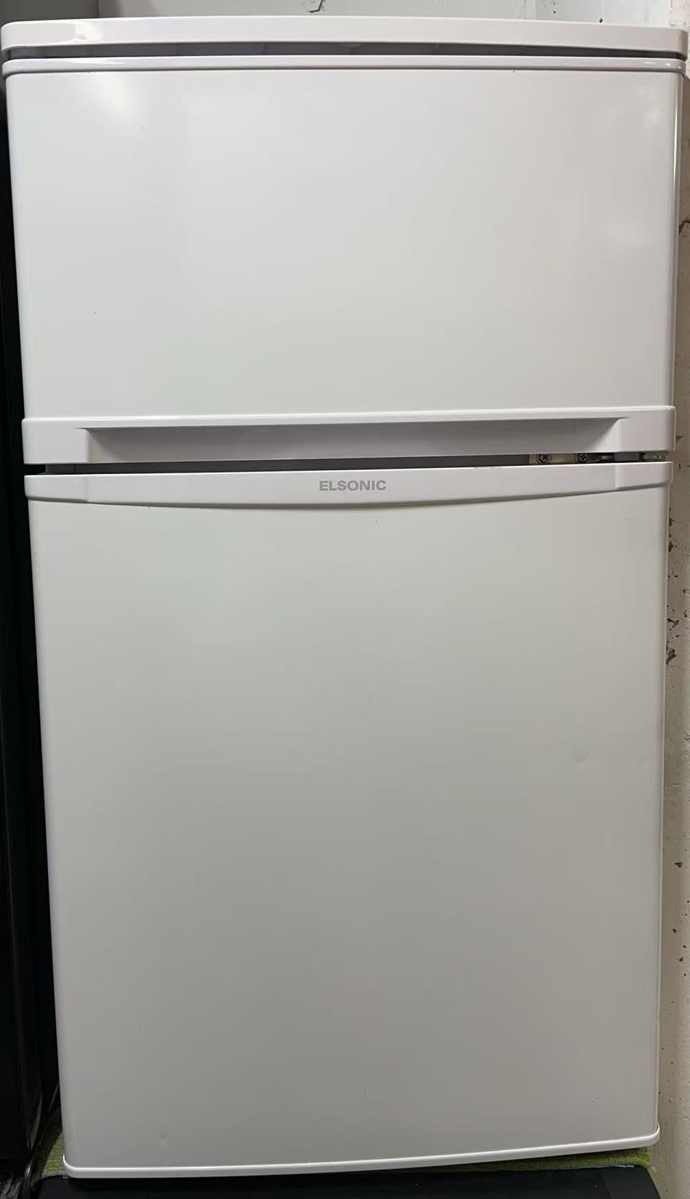 ■2023年製 ELSONIC 2ドア冷蔵庫 83L ホワイト EJ-R832W 東京都23区送料無料 中古冷蔵庫 中古家電 一人暮らし 中古【USED】