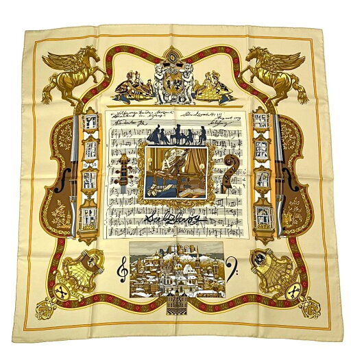 極美品 HERMES エルメス カレ90 IN SALZBURG ザルツブルグにて イエロー×オレンジ スカーフ シルク 極美品 HERMES エルメス カレ90 IN SALZBURG ザルツブルグにて イエロー×オレンジ スカーフ シルク