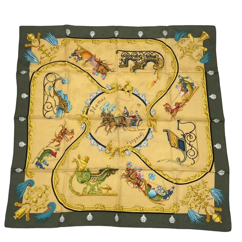 極美品 HERMES エルメス カレ90 Plumes et Grelots 羽根飾りと鈴 スカーフ シルク イエロー x グリーン 馬車