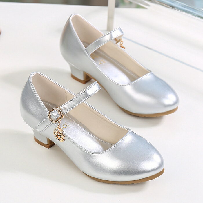 内寸18.5CM~25.5CM 大きいサイズ どんな服にも合わせやすく大活躍 【冬バーゲン☆特別送料無料!】 フォーマル靴 女の子用 キッズシューズ フォーマルシューズ 結婚式 発表会 七五三 演奏会 コンクール ピカピカ シューズ 靴 女の子 入園 フォーマル 子供靴 子供 光る ... 内寸18.5CM~25.5CM 大きいサイズ どんな服にも合わせやすく大活躍 【冬バーゲン☆特別送料無料!】 フォーマル靴 女の子用 キッズシューズ フォーマルシューズ 結婚式 発表会 七五三 演奏会 コンクール ピカピカ シューズ 靴 女の子 入園 フォーマル 子供靴 子供 光る ...