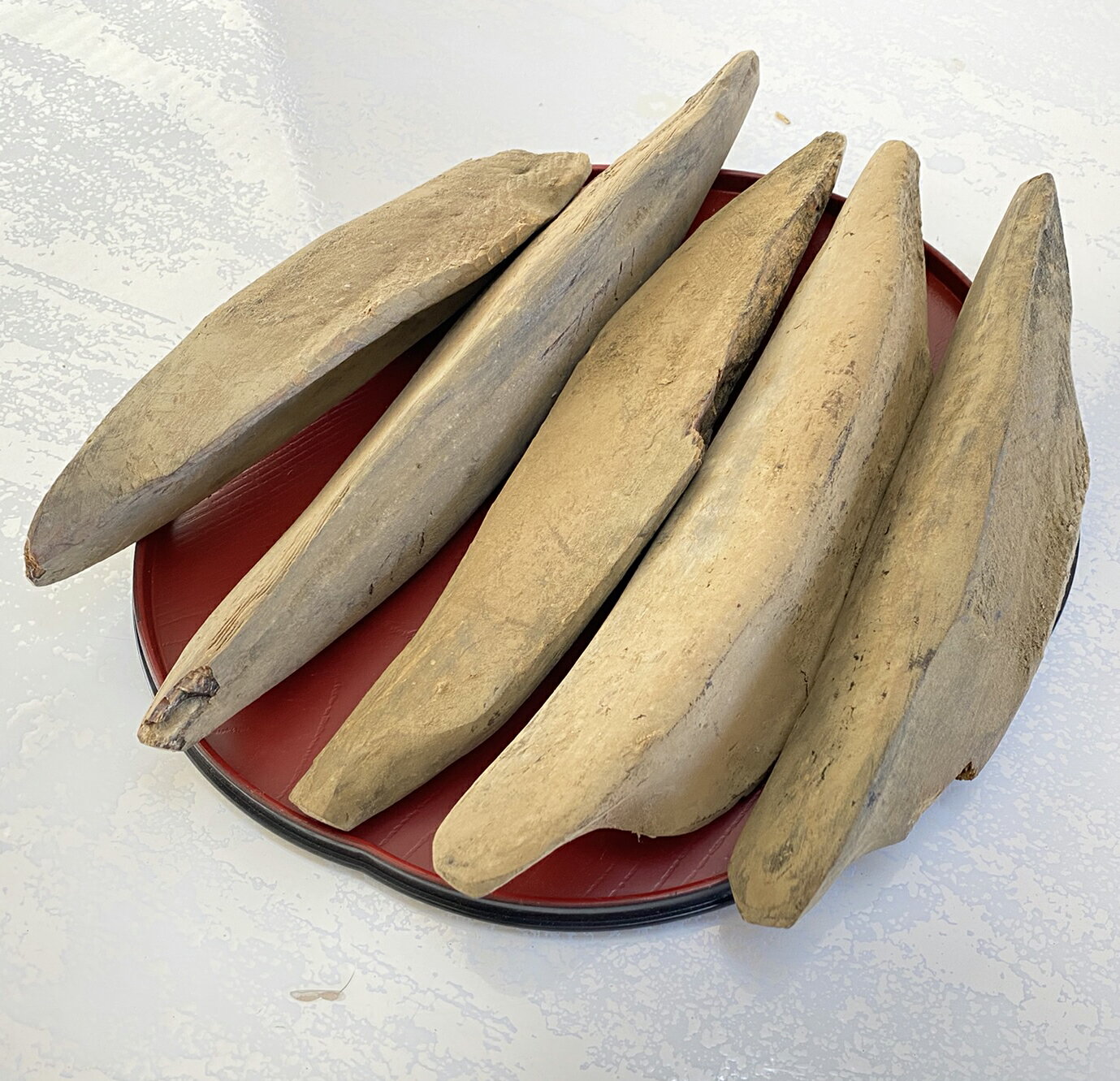 訳あり 鰹節　鹿児島県産 規格外品 本枯節 1kg (4~6本）仕上節 かつお枯節(枯れ節/枯ぶし/枯ふし/かつおかれふし/かつおぶし/かつお節/かつを節/カツオ節）本節/枯本節/国産のサムネイル