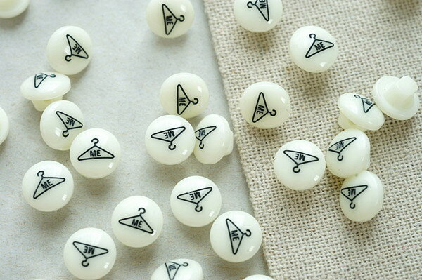 可愛い　プリント　ハンガー　丸い　ミニサイズ　ボタン　単位1個　アイボリー