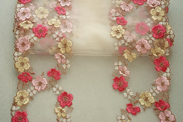 Rakuten - 広幅　両サイド刺繍　花柄　刺繍　チュールレース　幅240mm　単位50cm