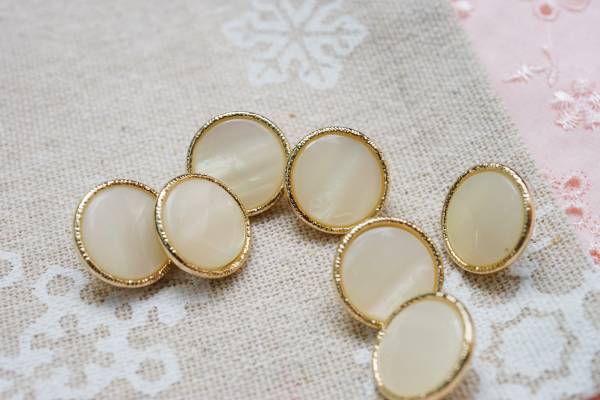 Button - 本貝のような光沢　丸い　合金　ボタン　直径15mm　単位一個