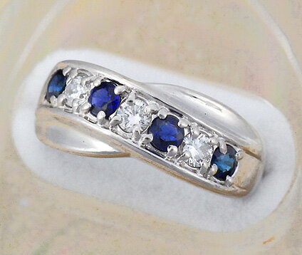 [もうすぐ終了クーポン×ポイント5倍] Pt900 ファッションリング サファイヤ 0.40ct ダイヤモンド 0.24ct サイズ8号 【中古】 クロスデザイン プラチナリング レディースリング 研磨仕上げ済