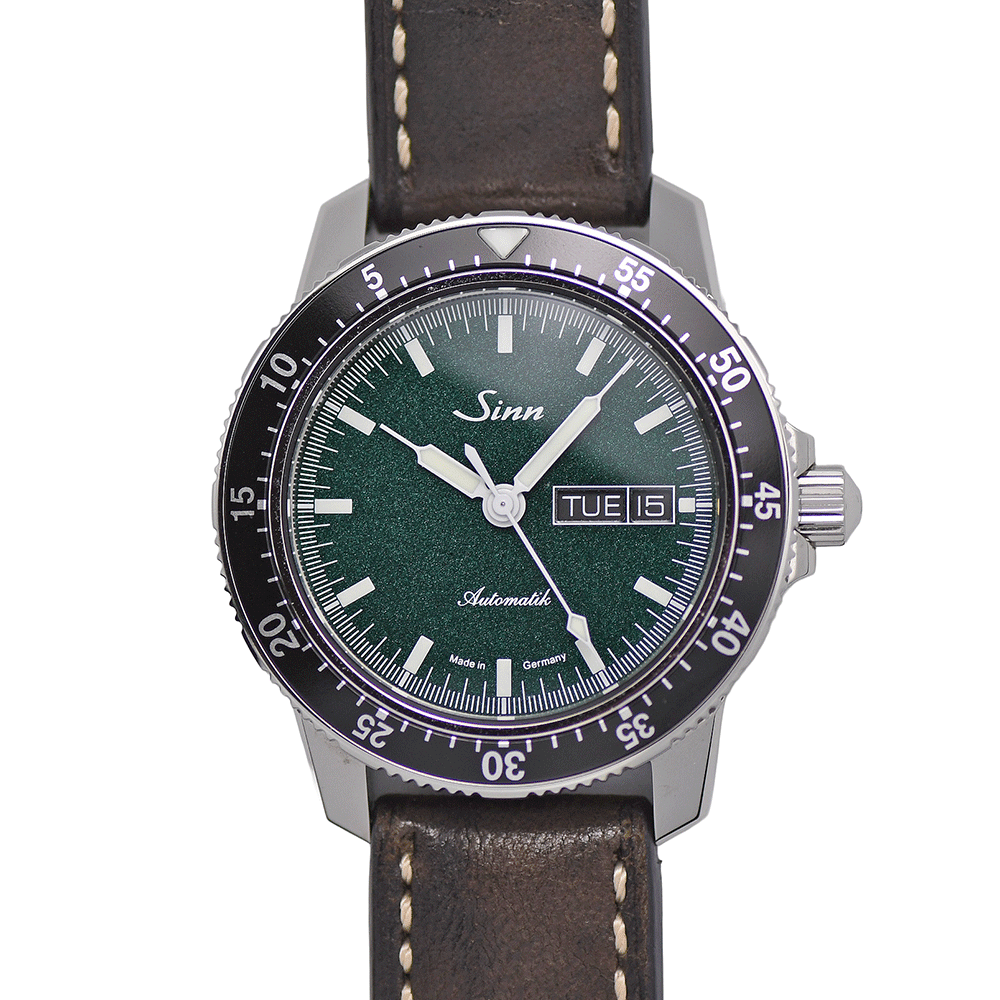 【クーポンで5％OFF！さらにポイントUP！】 ジン Sinn パイロットウォッチ 104シリーズ メンズ オートマティック 自動巻 200m防水 ドイツ製 グリーン 104.ST.SA.IG 研磨仕上げ済 【中古】