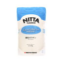 独自製法により直接お湯に振り入れて溶かせます。味やにおいが少ないので、用途を選ばず幅広いメニューにお使いいただけます。 液体1000mlに対して25〜30gが標準使用量です。管理番号：240211-1■名称：ゼラチン■商品寸法(WXDXH)：200×80×H300mm■原材料名：ゼラチン(国内製造)■保存方法(未開封)：高温・多湿・直射日光を避け、常温で保存して下さい。■賞味期限(未開封時)：製造日から製造より3年■注意事項：* ゼラチンを溶かしたゼリー液を煮沸すると固まりにくくなります。* 生のパイナップル、キウイフルーツ等はゼラチンを分解する酵素によりゼリーが固まらなくなることがあります。ご使用の際はフルーツを短時間加熱するか、缶詰をご使用下さい。* 開封後は確実に密閉して、高温・多湿・直射日光を避け、常温で保存して下さい。■詳細：◆栄養成分表示(100g当たり)（分析による推定値）エネルギー：357kcal　たんぱく質：89g　脂質：0g　炭水化物：0g　食塩相当量：0.5〜1.6g■ご利用方法：＜ご使用方法＞50〜60℃に温めたジュースやコーヒーに直接加えて、よくかき混ぜて溶かし、冷やし固めて下さい。・標準使用量：1000mlあたり25〜30g■販売者：株式会社富澤商店/東京都町田市小山ヶ丘3丁目22-9