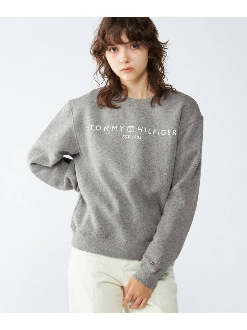 (W)TOMMY HILFIGER(トミーヒルフィガー) モダンベーシッククロップドロゴクルーネックスウェットシャツ..