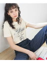 【SALE／40%OFF】フェードスクリプトロゴプリントTシャツ TOMMY HILFIGER トミーヒルフィガー トップス カットソー・Tシャツ ベージュ【RBA_E】[Rakuten Fashion]