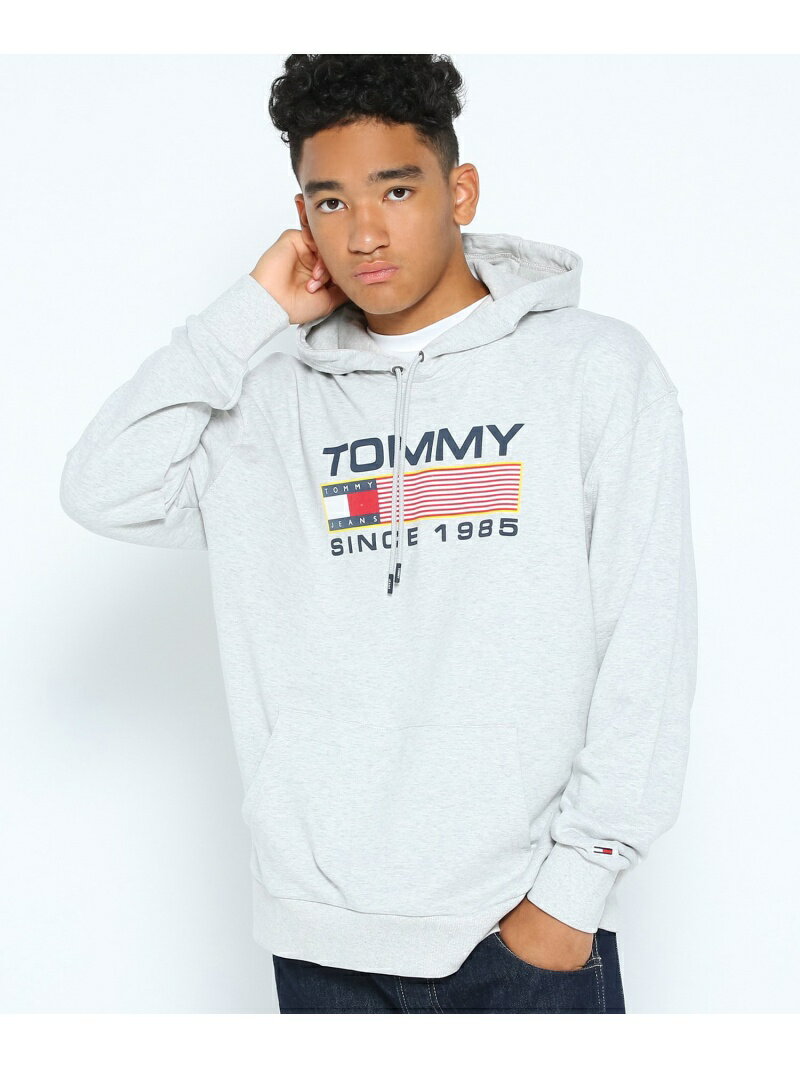 【SALE／50%OFF】アーカイブロゴパーカー TOMMY JEANS トミーヒルフィガー トップス パーカー・フーディー グレー ブラック ホワイト【RBA_E】【送料無料】[Rakuten Fashion]