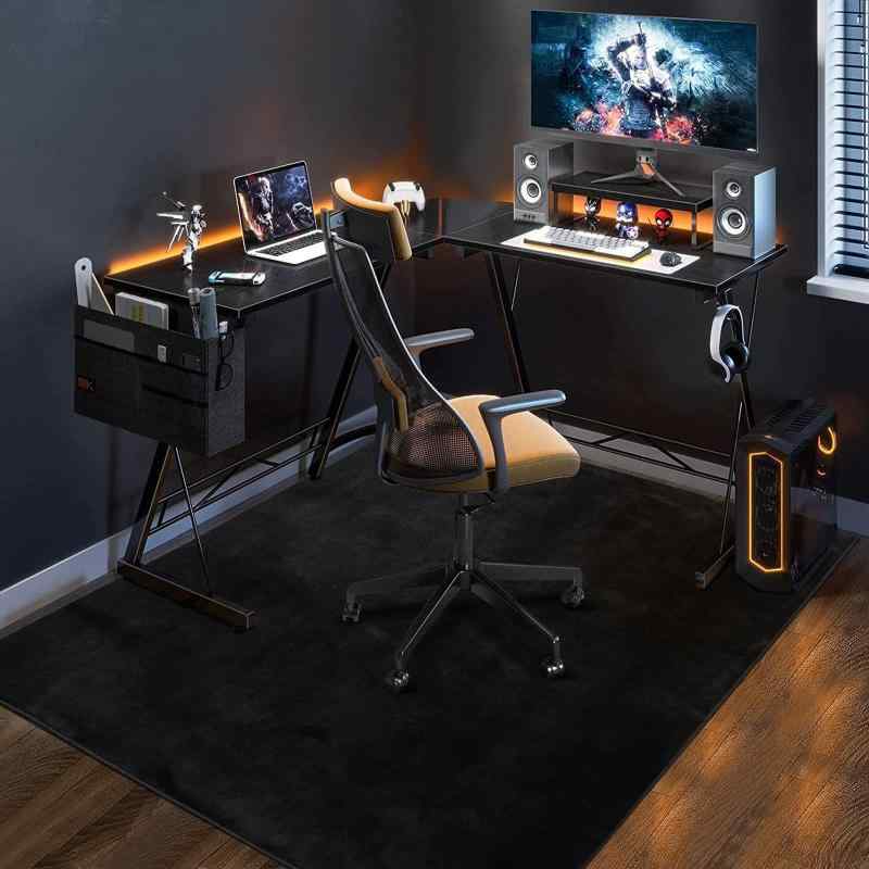 Rakuten - ゲーミングチェアマット 130×160cm チェアマット カーペットタイプ 滑り止め加工 フランネルタイプ 床保護 傷防止 フローリングマット 騒音対策 床暖房対応