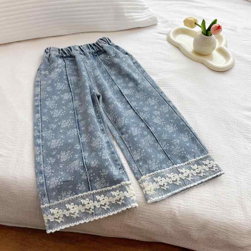 子供服 ジーンズ 女の子 韓国風 レース 花柄 デニムパンツ ガールズ カジュアルパンツ 春秋 普段着 通..