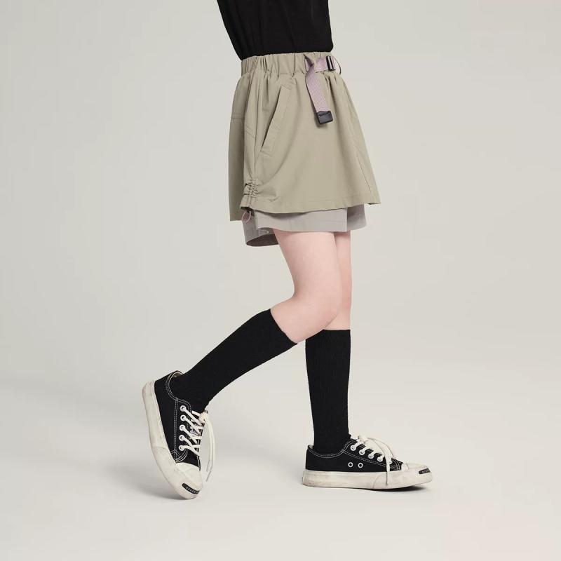 子供服 パンツ付きスカート 女の子 膝上丈スカート スポーティ 短パン ポリエステル100％ 無地 薄緑色 ..