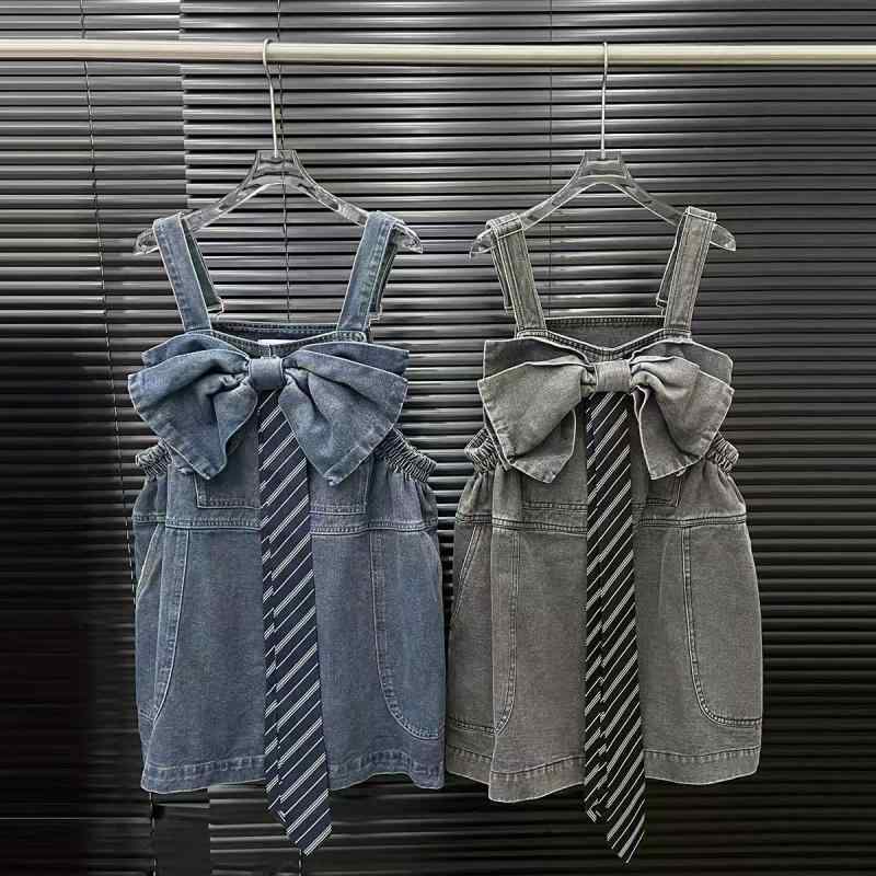 ワンピース レディース デニム ジャンパースカート 3D効果 刺繡 Aライン ミモレ丈 膝下 ノースリーブ contact 冷感 ゆったり かわいい ガーリー カジュアル 春夏