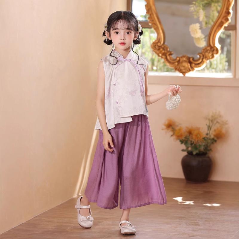 ・対象: 女の子・スタイル: 中国風・セット内容: パンツ、トップス・袖丈: ノースリーブ・パンツ丈: フルレングス・素材: ポリエステル・素材構成: 91～95%・柄: その他・カラー: ブルー、パープル・サイズ: 110cm、120cm、130cm・対象年齢: 8歳以上