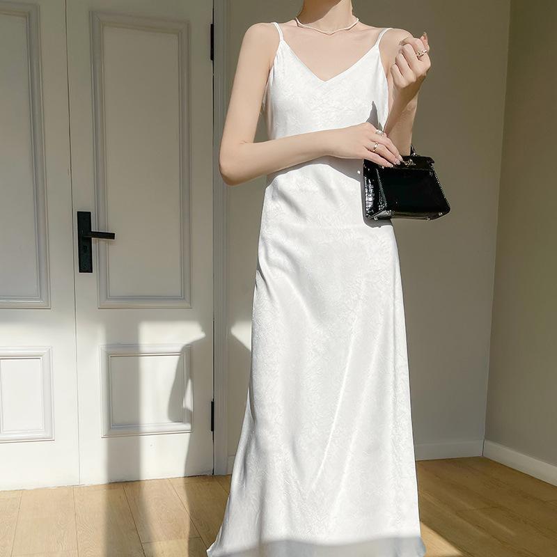 ワンピース レディース 吊りスカート Aライン Vネック ノースリーブ ロング丈 ポリエステル サテン風 ..