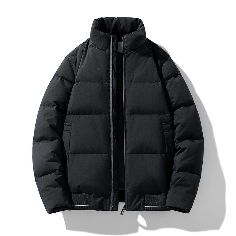 ・防寒レベル: 軽寒レベル（-5℃〜0℃）・素材機能: 防風、抗寒・フィルパワー: 550・商品番号: MT-2377・詰め物: ホワイトダックダウン・ダウン含有量: 81%〜85%・スタイル: ベーシック・フィット: ルーズ・着丈: ショート（40cm超〜50cm以下）・襟型: スタンドカラー・フード: なし・フロント: ジッパー・厚さ: 厚手・柄: 無地、その他・テイスト: ストリート・対象年齢層: 24〜35歳・対象: 青年・裏地: ポリエステル・表地: ポリエステル・適用場面: カジュアル・カラー: ブラック、カーキ・サイズ: M、L、XL、2XL、3XL、4XL・対象シーズン: 冬・機能: その他・加工: ノンアイロン・ディテール: プリント・対象: 男性・製品カテゴリ: ダウンジャケット