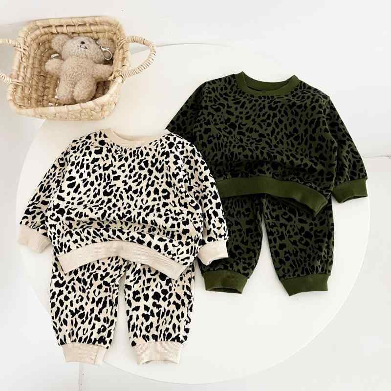 子供服 スウェット セットアップ ヒョウ柄 長袖 トップス パンツ 上下セット 春秋 ベビー服 赤ちゃん ..