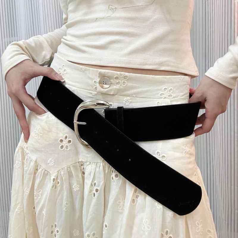 ベルト レディース ウエストマーク スタイルアップ コーヒー色 黒色 太ベルト PUレザー 合金 幾何学模..