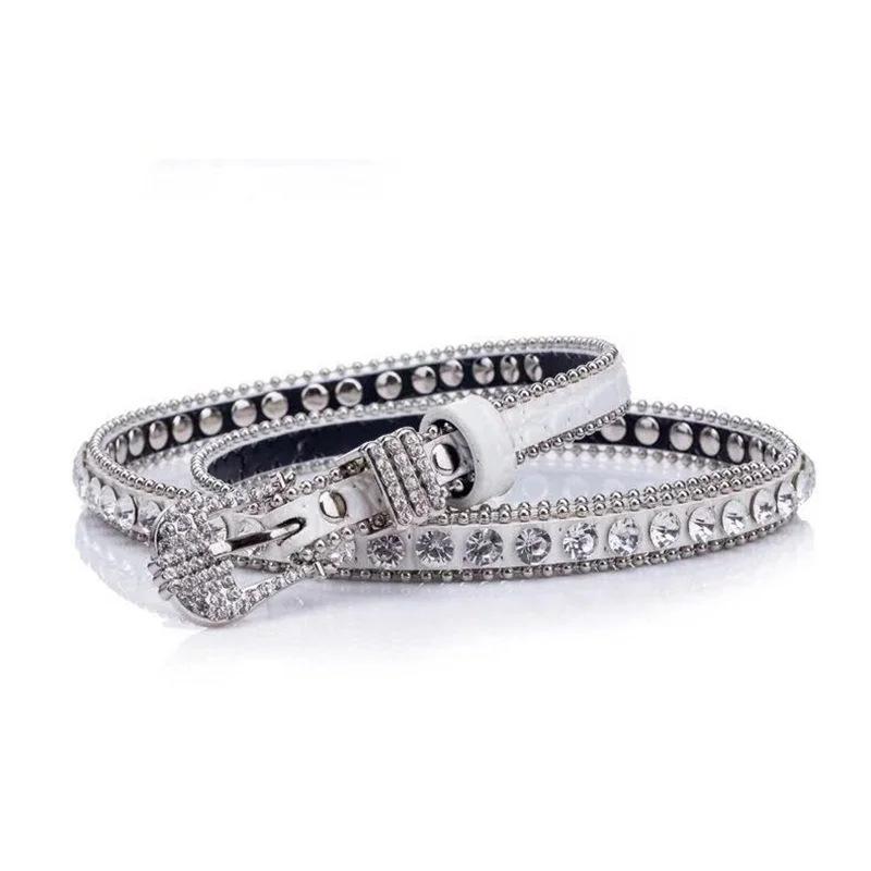 ベルト レディース 婦人 ワニ柄 フェイクレザー 合皮 シングル 細め ラインストーン デコレーション 装飾 ニードルバックル 針バックル 黒 白 赤 ブラック ホワイト レッド