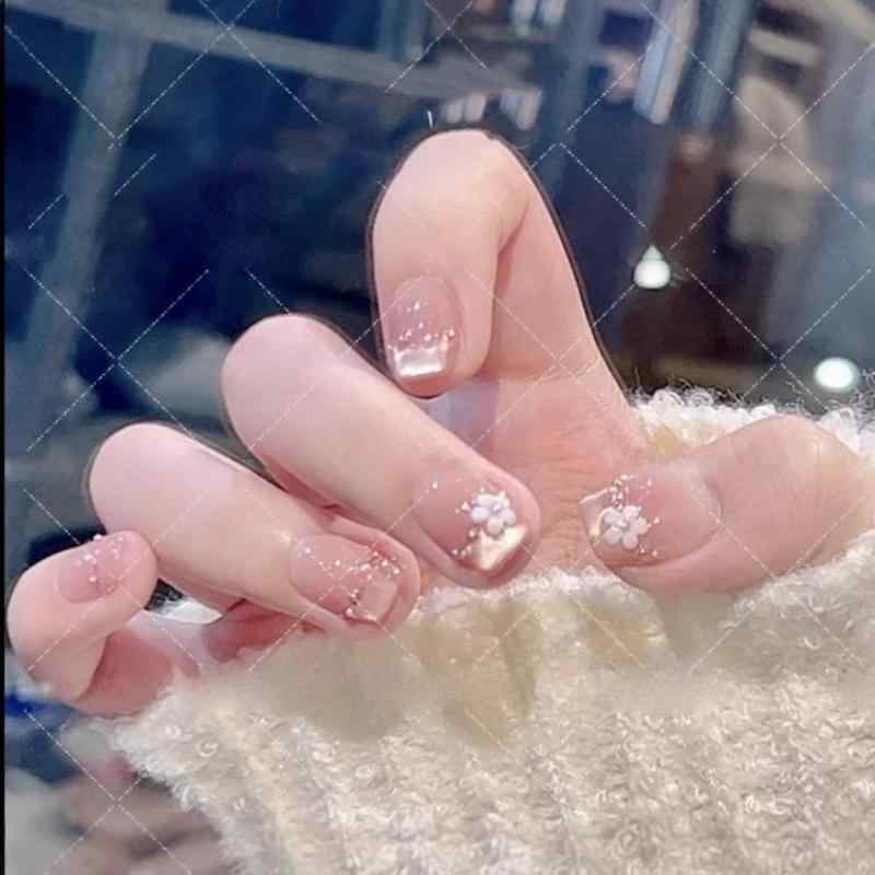 つけ爪 レディース ネイルチップ ハンドメイド 猫目石風 高級感 立体 小花柄 かわいい おしゃれ 普段使い ショート 短め 楕円 春夏(4)