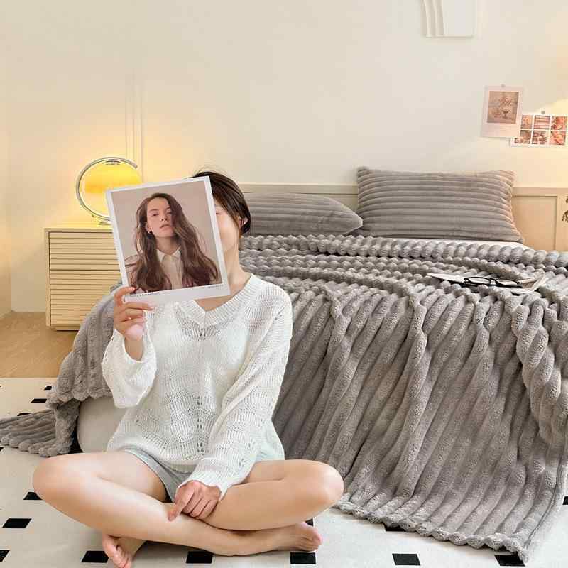 毛布 ひざ掛け 厚手 フランネル ウール ストライプ 接触温感 ブランケット アイボリー 浅 серый 緑 青 ..